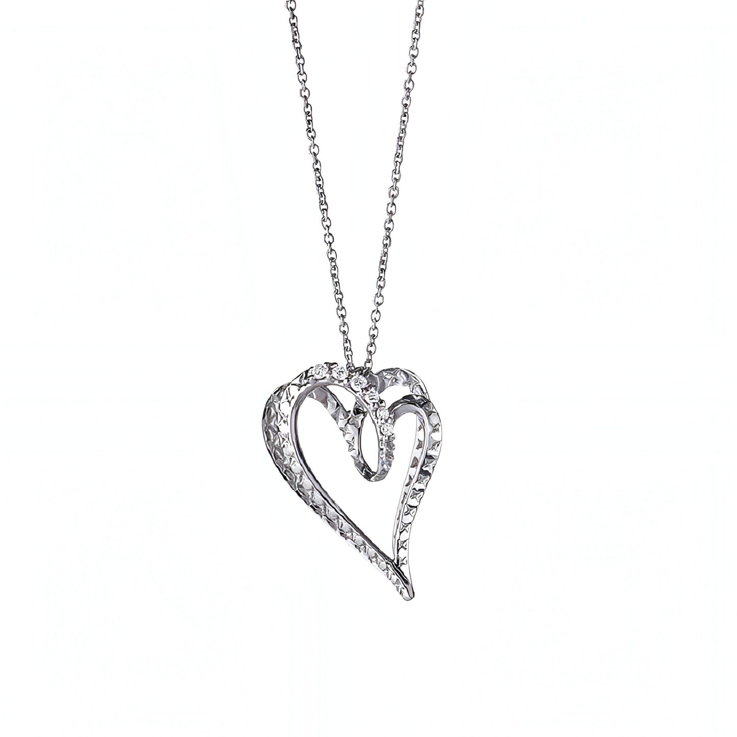 Collana in Oro Bianco con Pendente Cuore e Diamanti