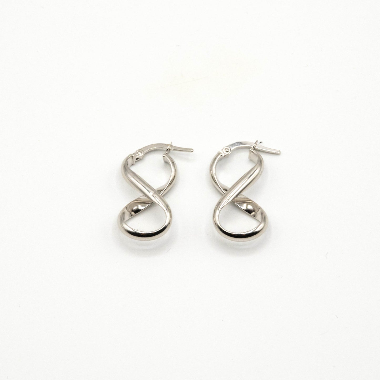 Orecchini Infinito In Oro Bianco