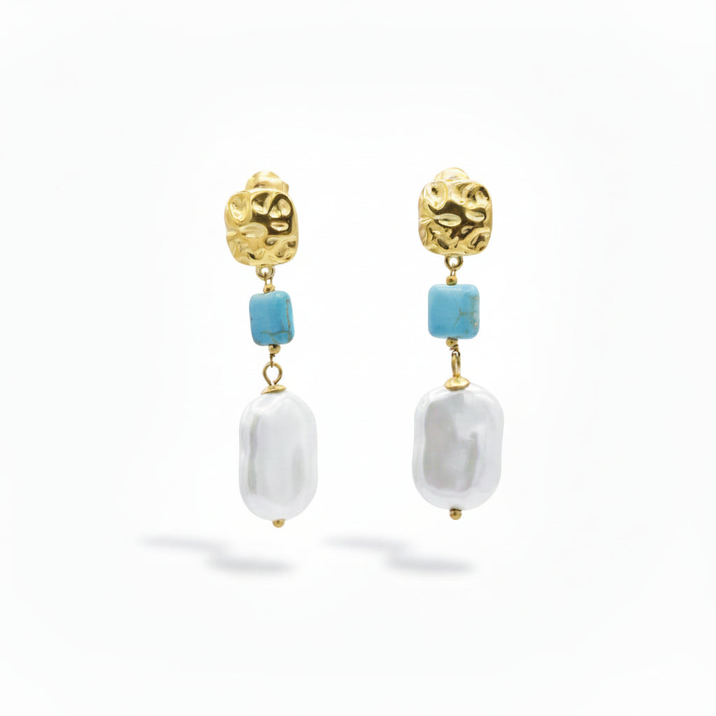 Orecchini Gold Martellati con Turchese e Perla Barocca Gaiè Bijoux