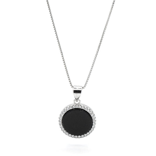 Catenina in argento con pendente nero e zirconi