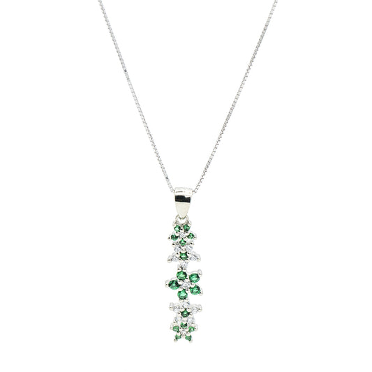 Collana in argento con pendente a fiore verde e bianco